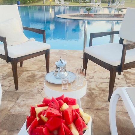 Appartement De Luxe Avec Jardin Vue Sur La Piscine Golf Securise 24H Sur 24 A 5 Minutes De L Aeroport Маракеш Екстериор снимка