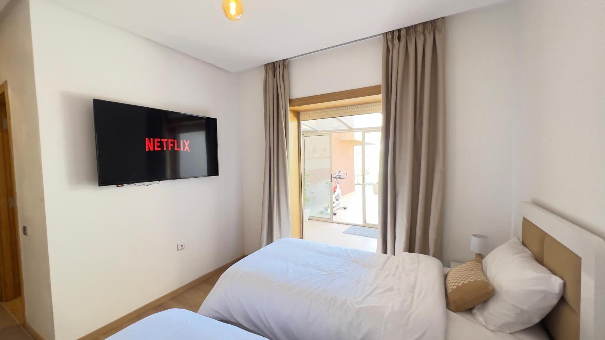Appartement De Luxe Avec Jardin Vue Sur La Piscine Golf Securise 24H Sur 24 A 5 Minutes De L Aeroport Маракеш Екстериор снимка