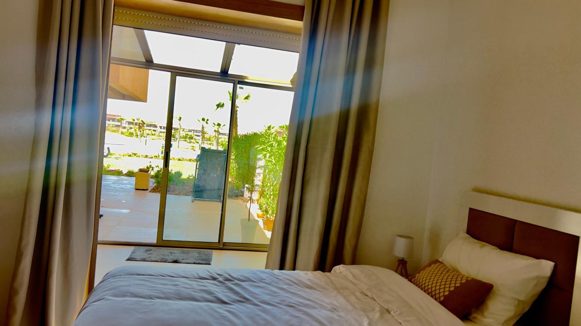 Appartement De Luxe Avec Jardin Vue Sur La Piscine Golf Securise 24H Sur 24 A 5 Minutes De L Aeroport Маракеш Екстериор снимка